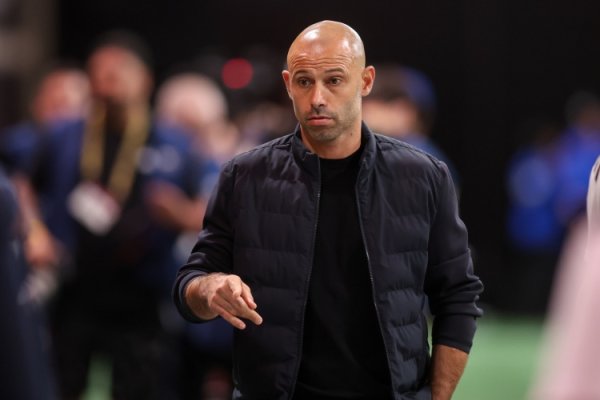 Mascherano: Mất 0-3 khiến tôi lo lắng sâu sắc và trách nhiệm không đạt được kết quả lý tưởng là với 